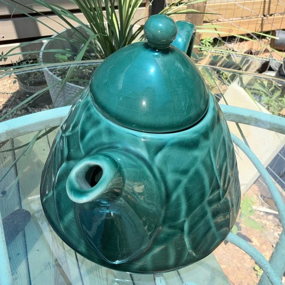 Pier 1 Teapot Jade Leaves Green‎ Excellent Stoneware Embossed Crackle Glaze